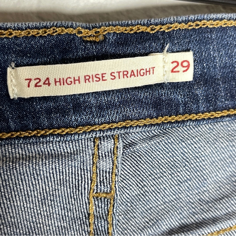 LEVIS 724 HIGH RISE STRAIGHT Jeans zipper and Button Closure Medium Wash - Picture 5 of 15